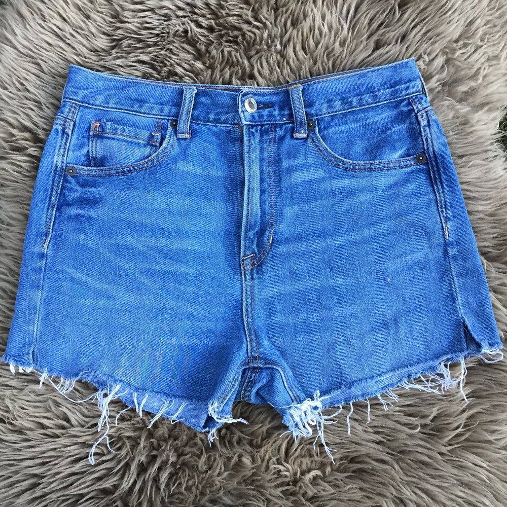 American Eagle 'mom jean' jean shorts - size 4